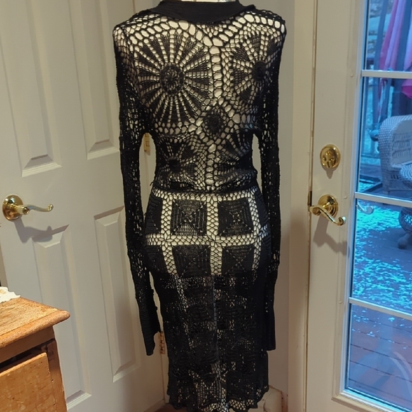 RARE 90'S UK Karen Millen Black Crochet Long Sleeve Dress - Picture 6 of 8
